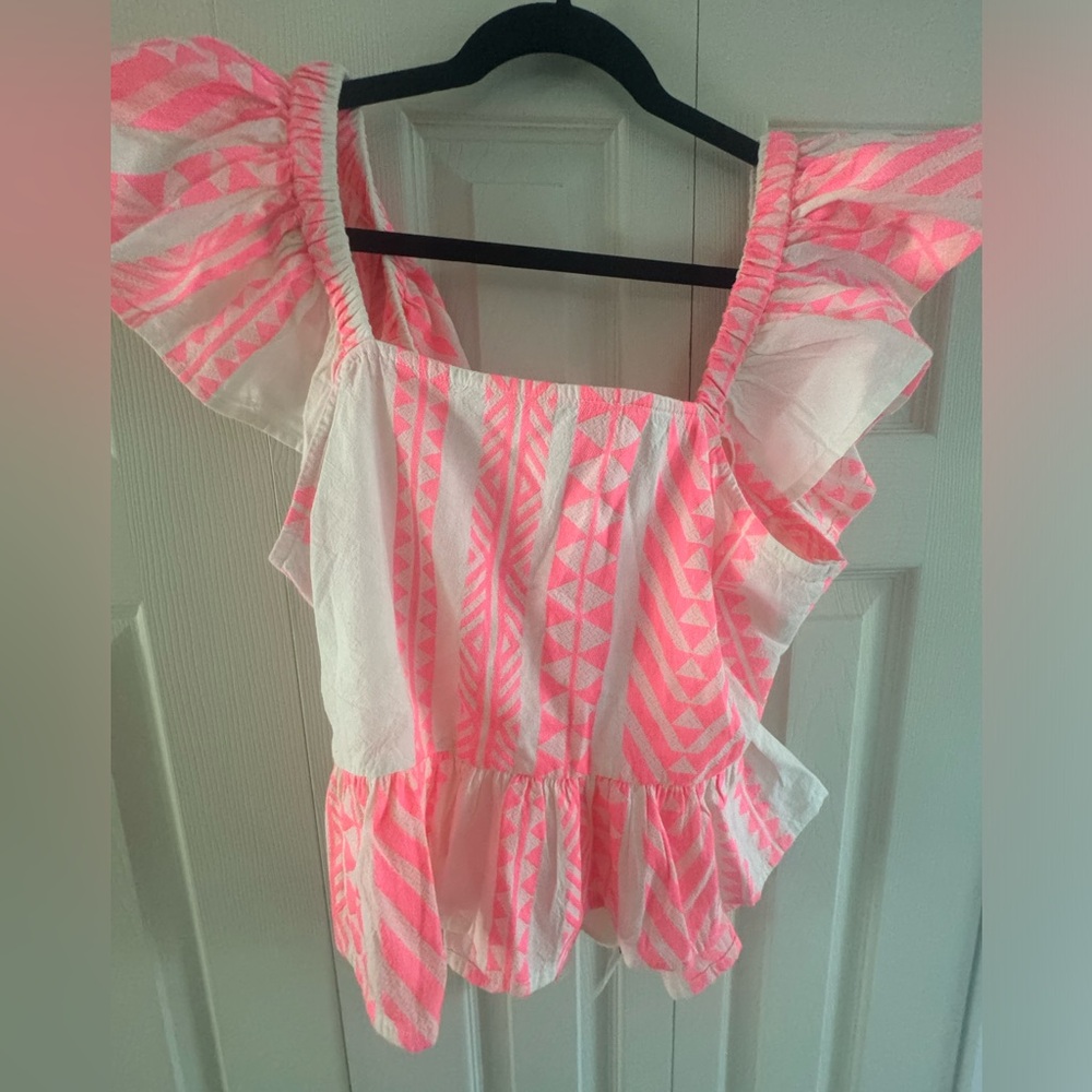 NWT - Francesca’s Tie back top